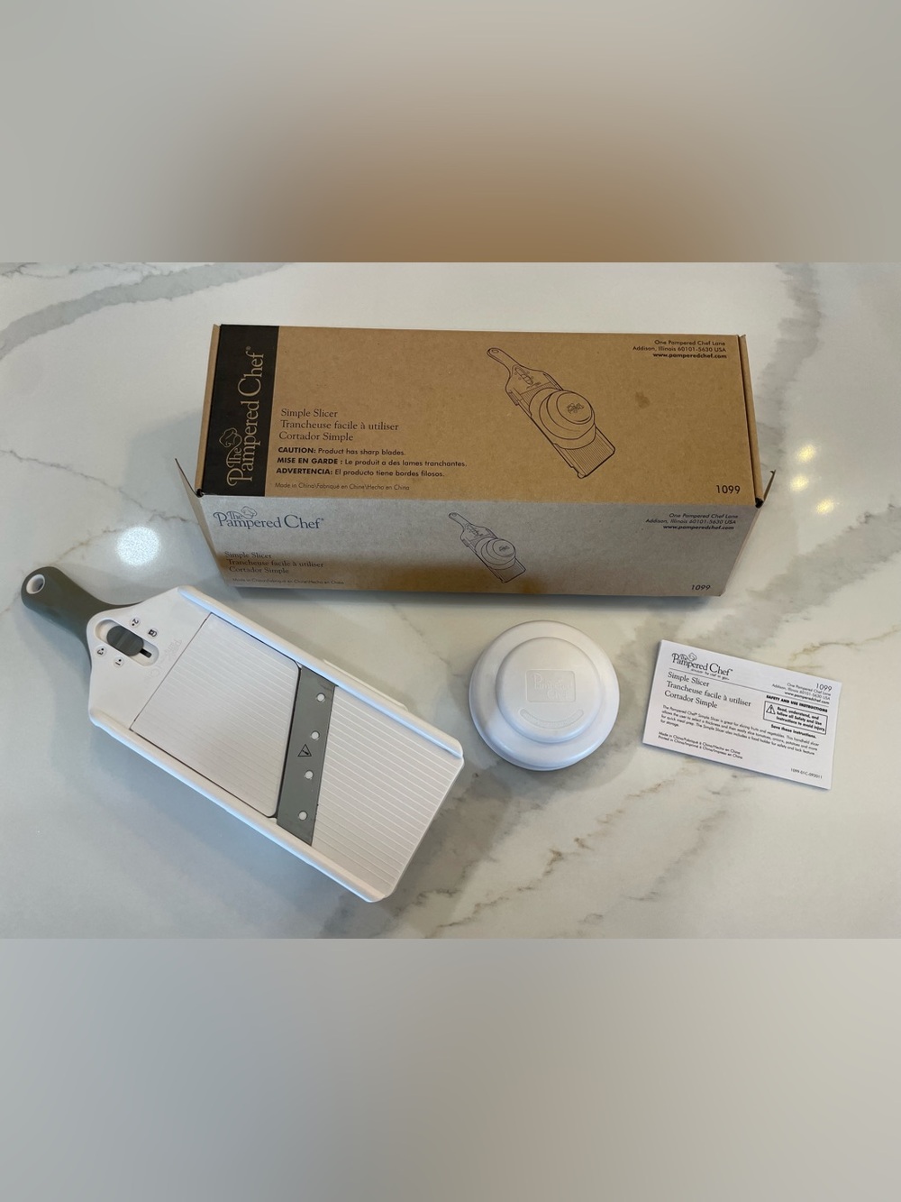 The Pampered Chef Simple Slicer